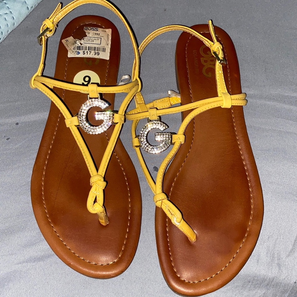 Brand NEW Thong sandals